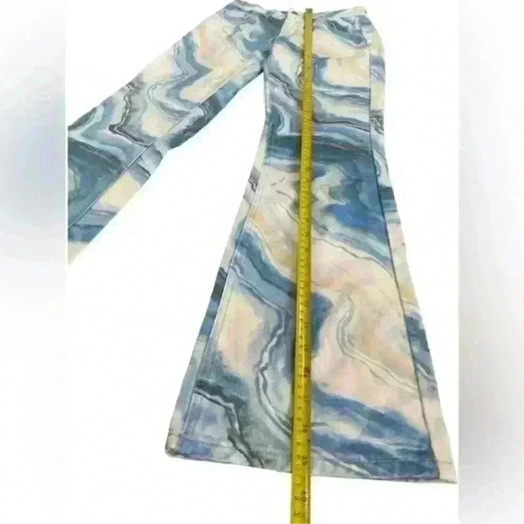 Urban Outfitters BDG '90s‎ Mid Rise Bootcut Jean in Blue Multi Size 24 Flare - Picture 11 of 15